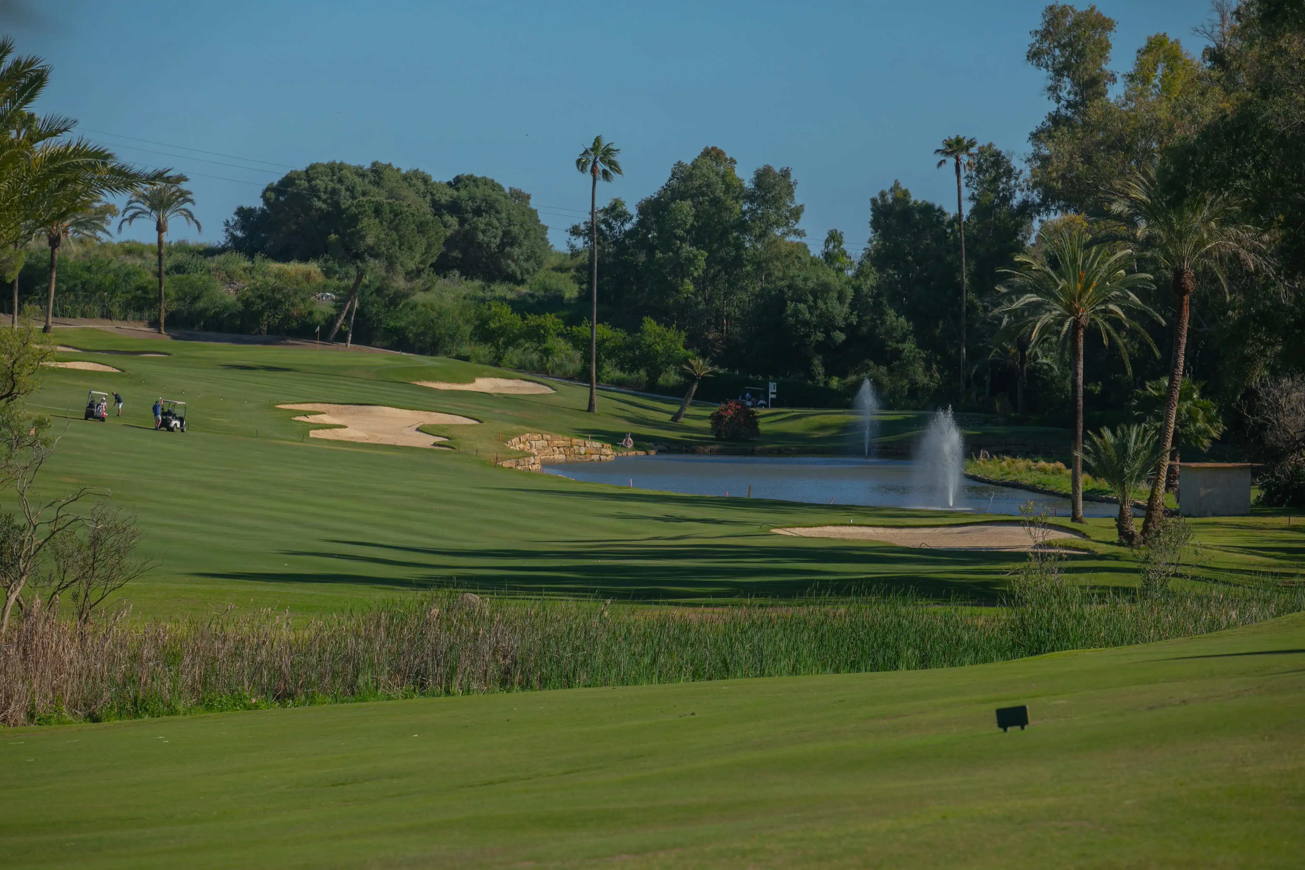 Water and Fairways, El Paraíso Golf Club