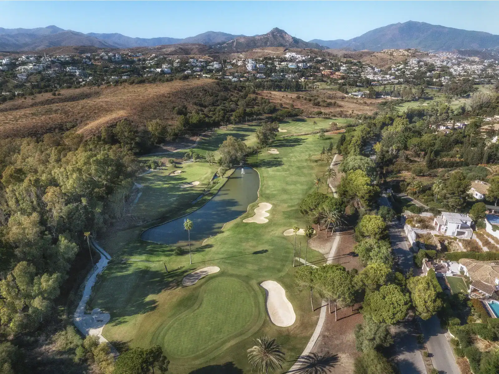 El Paraíso Golf Club Estepona - Gary Player design with mountain views Costa del Sol